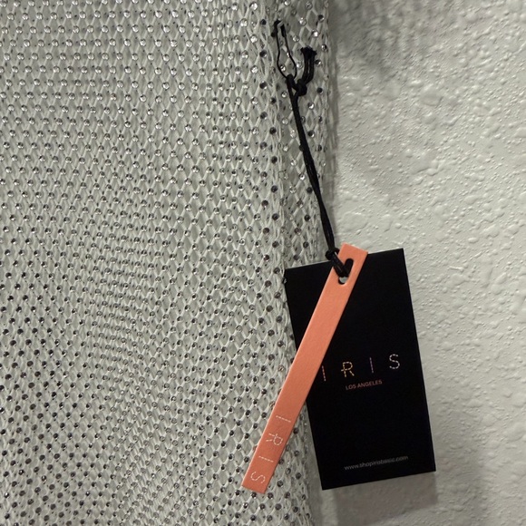 Iris Sparkling Silver Cover Up - Picture 3 of 4